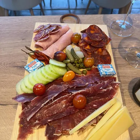 בית הארחה Les Hauts D'avignon *