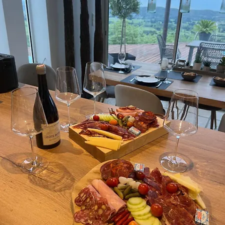 Les Hauts D'avignon بيت ضيافة روشيفورْ دو جارْ