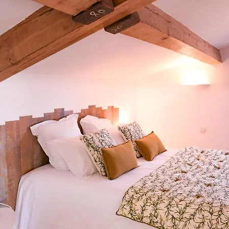 Les Hauts D'avignon بيت ضيافة روشيفورْ دو جارْ