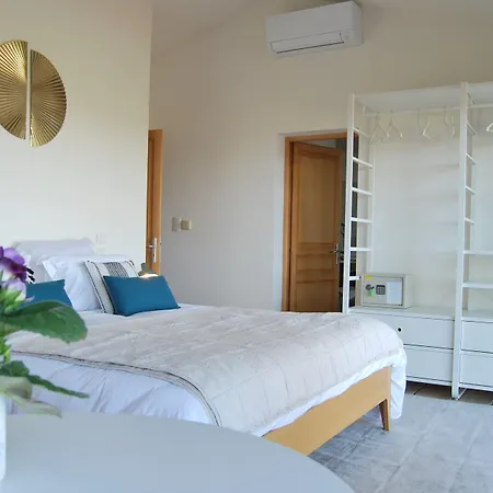 Les Hauts D'avignon بيت ضيافة روشيفورْ دو جارْ