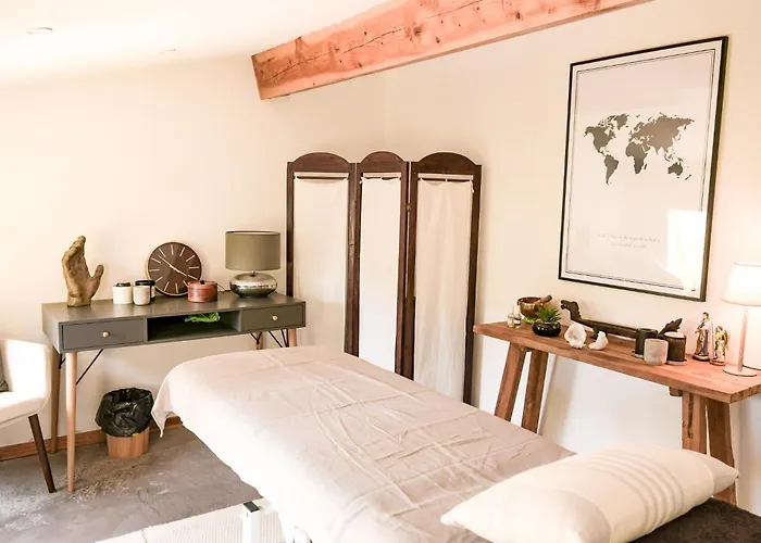 Les Hauts D'avignon Affittacamere *